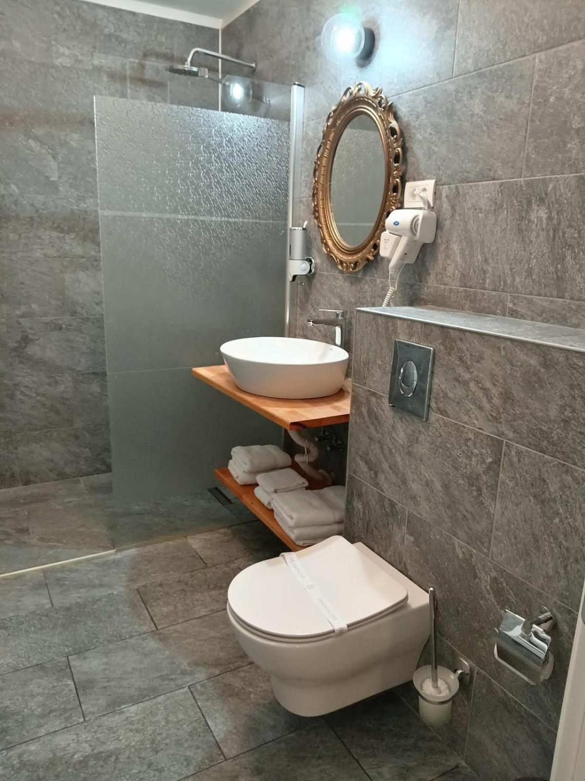 Nobel Boutique Aparthotel Bucharest Luaran gambar