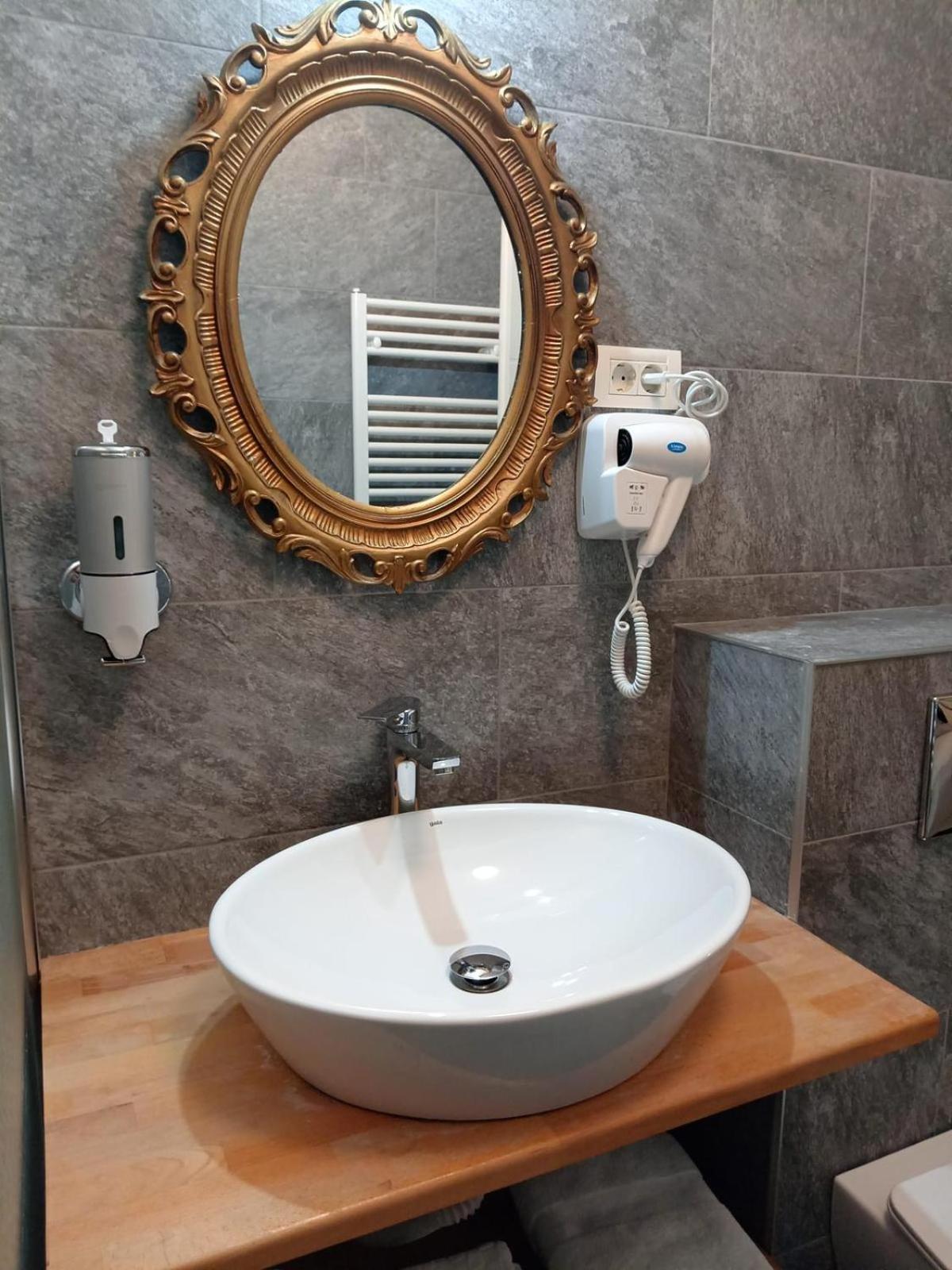 Nobel Boutique Aparthotel Bucharest Luaran gambar